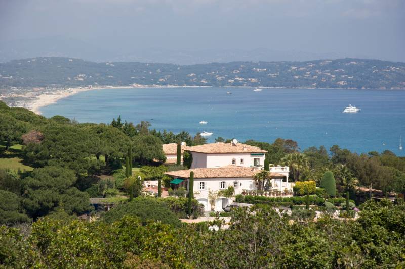 Rénovation de maison à Saint-Tropez : notre guide pour transformer votre propriété de prestige